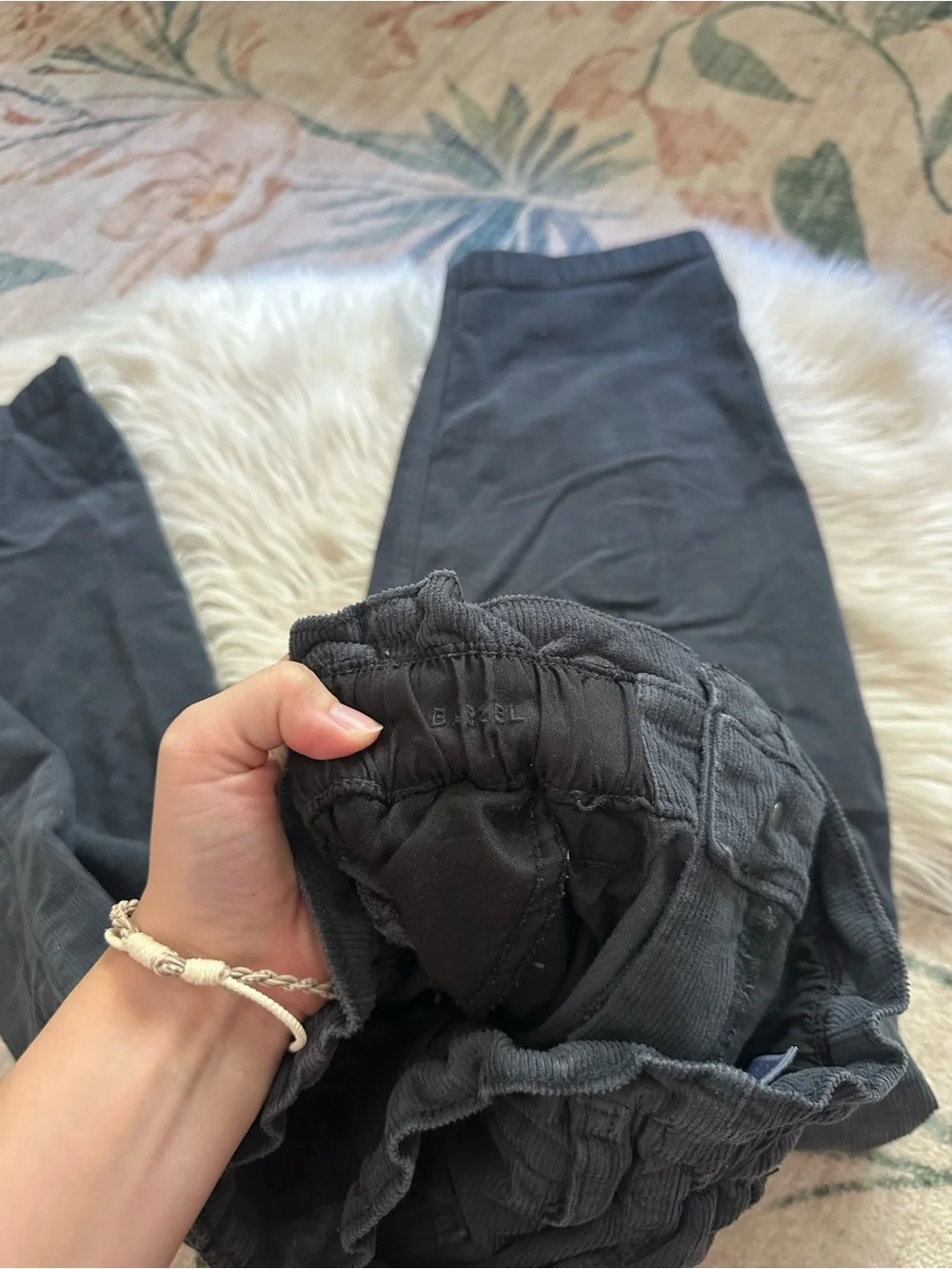AMERICAN EAGLE Super High Waisted Corduroy Paper Bag Pant